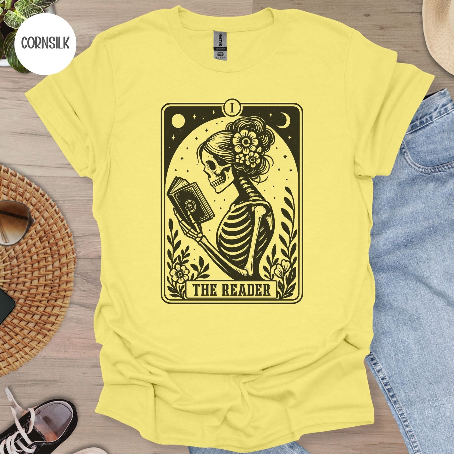 The Reader Tarot Card T-Shirt