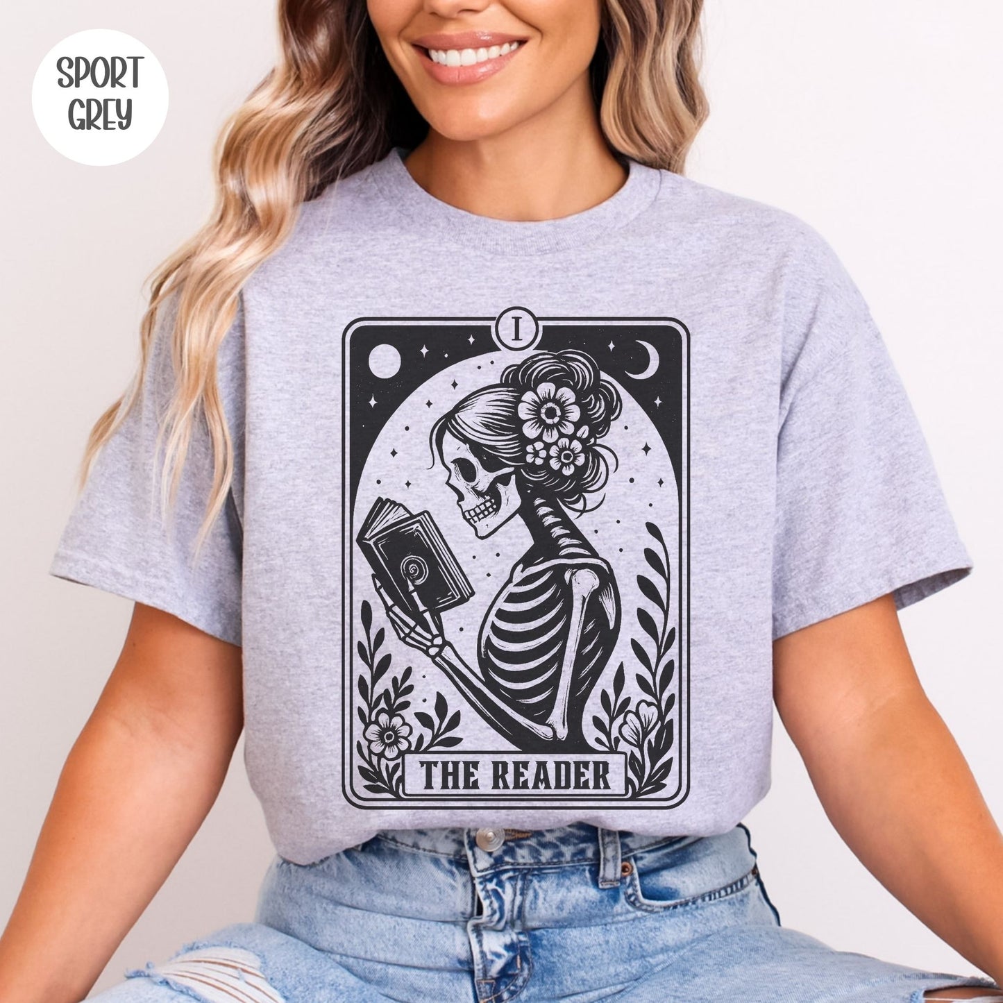 The Reader Tarot Card T-Shirt