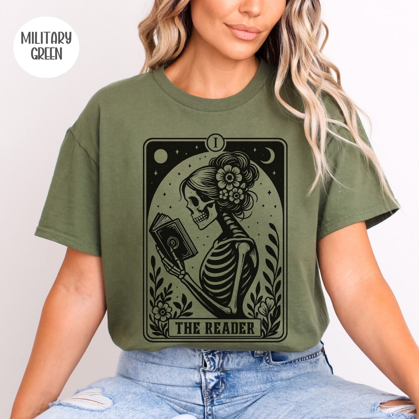 The Reader Tarot Card T-Shirt