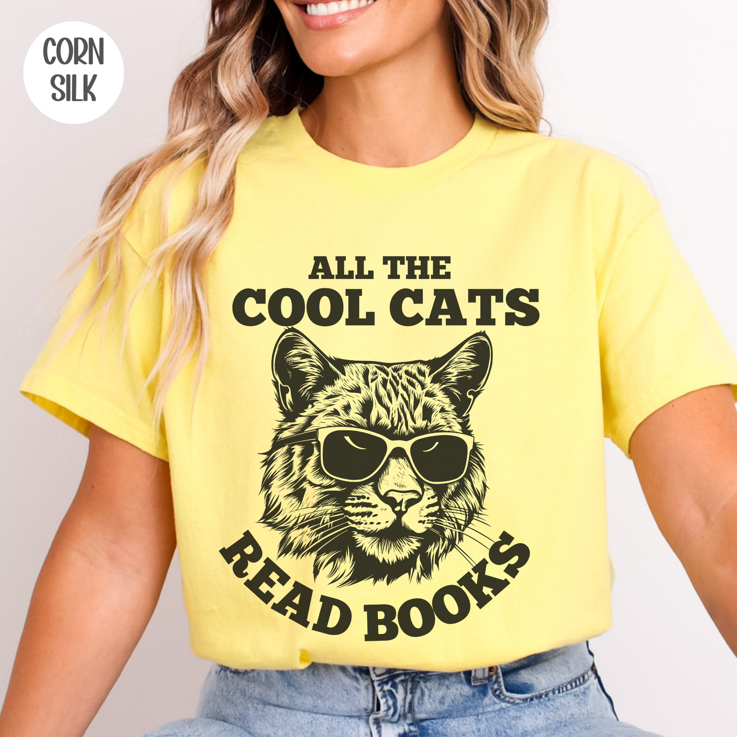 All the Cool Cats Read Books T-Shirt