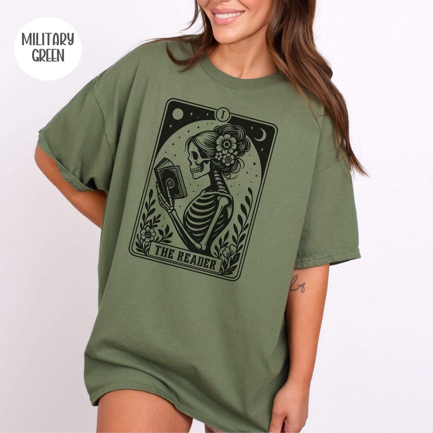 The Reader Tarot Card T-Shirt