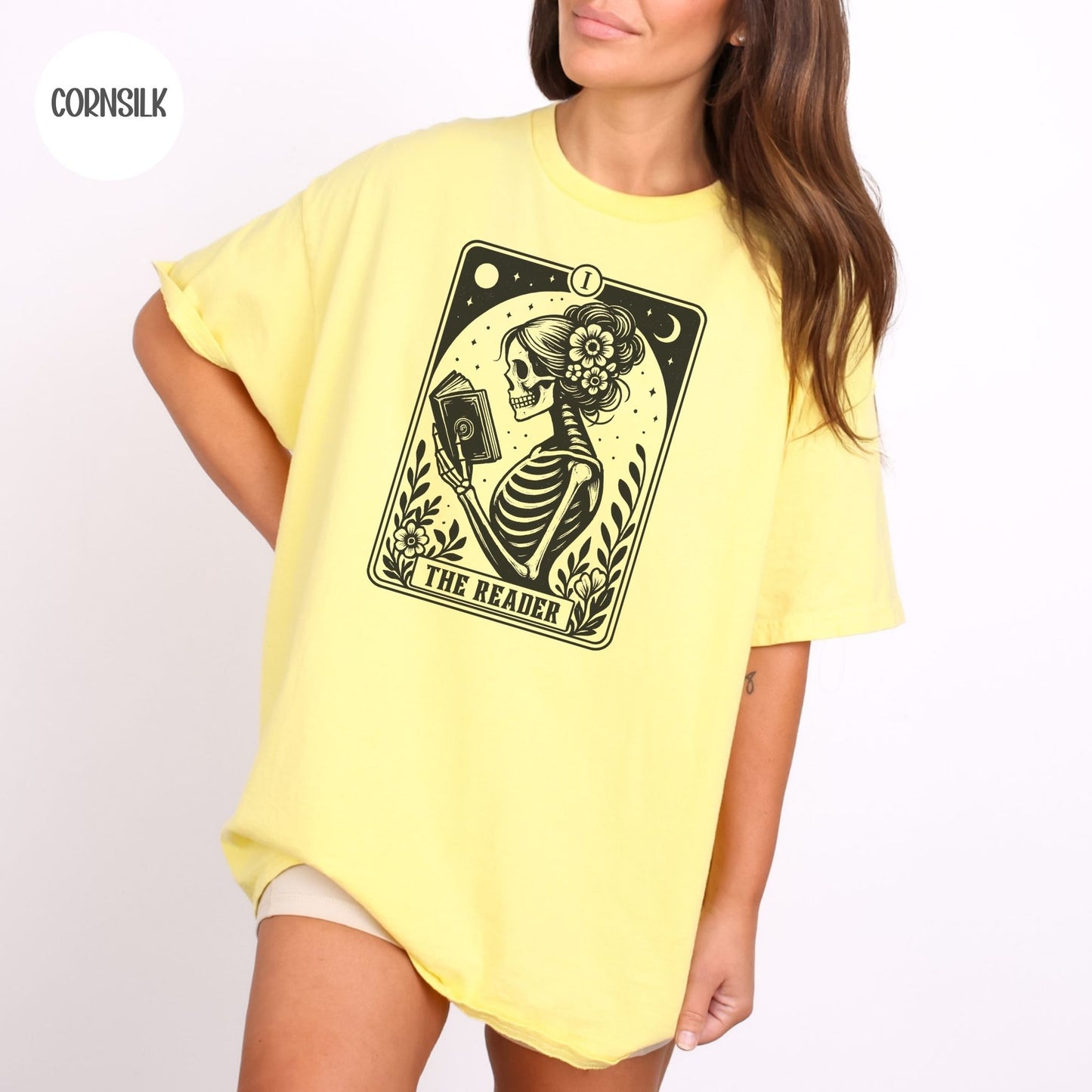 The Reader Tarot Card T-Shirt