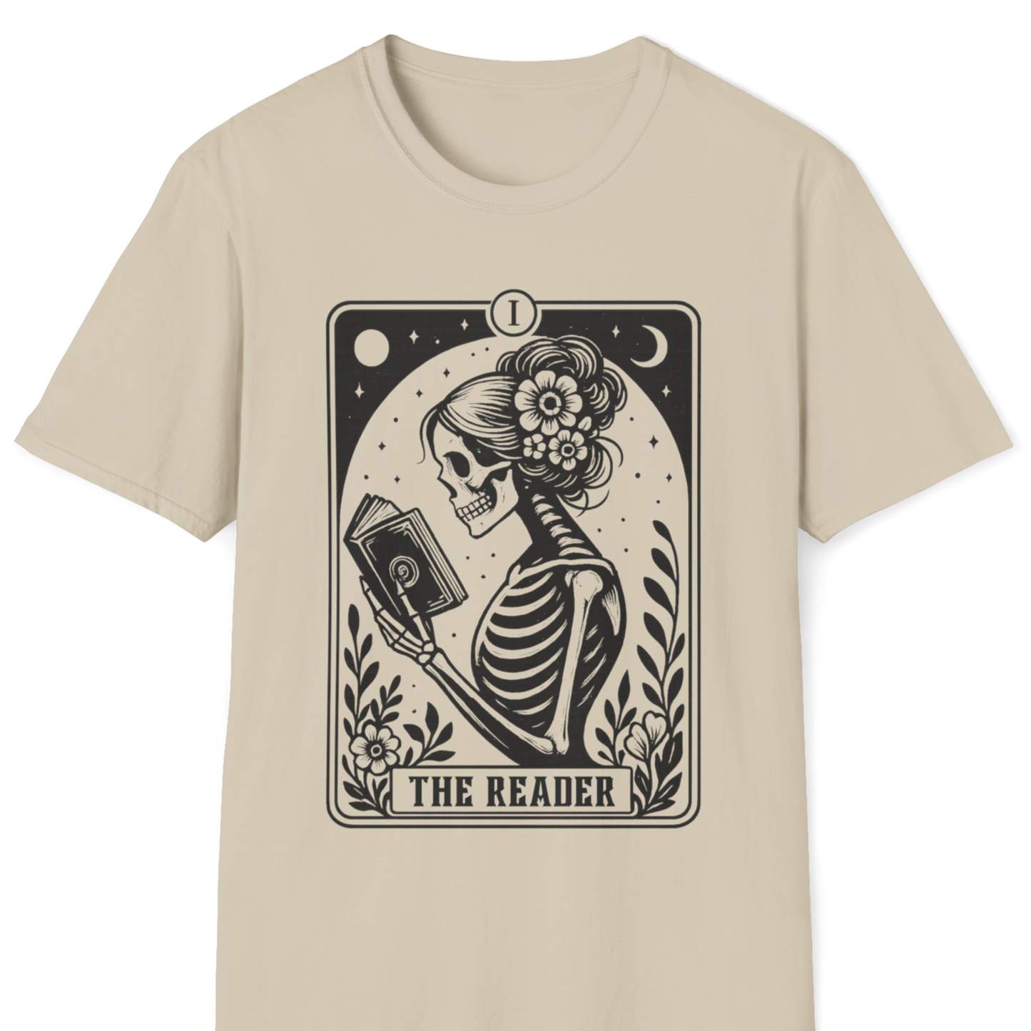 The Reader Tarot Card T-Shirt