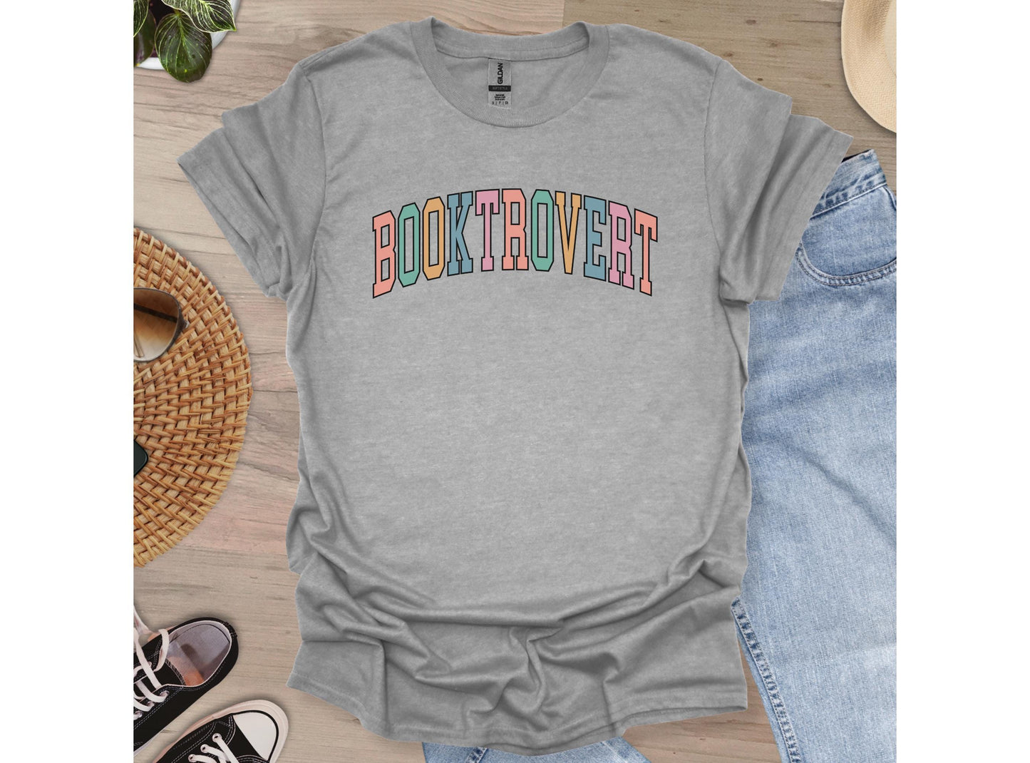 Booktrovert T-shirt