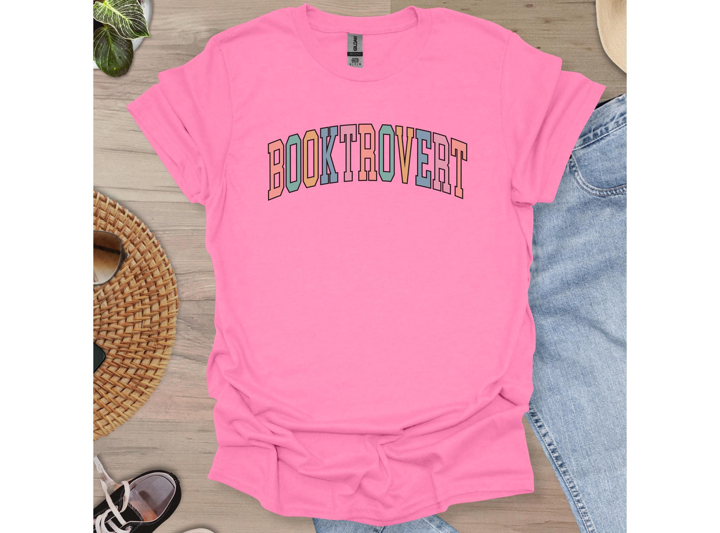 Booktrovert T-shirt