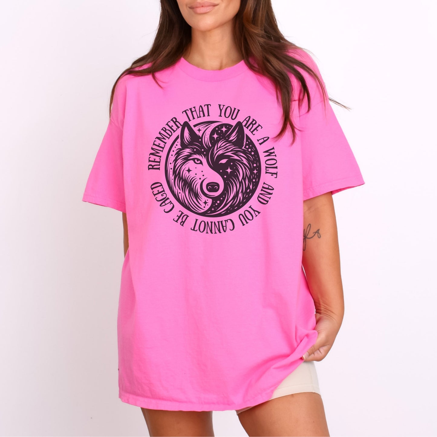 Remember That You are A Wolf l ACOTAR Book Quote T-shirt-Stripeypeach